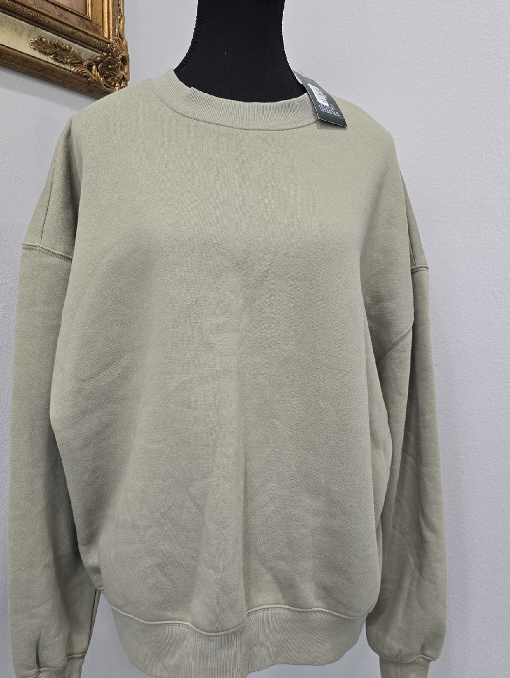 wild fable Women's Oversized Crewneck Sweater Size L